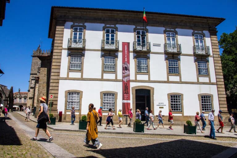 ‘Museu à Noite’ regressa com exposições de arte contemporânea&nbsp;