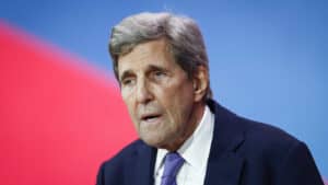 Conselho de Estado reúne-se hoje com John Kerry como convidado