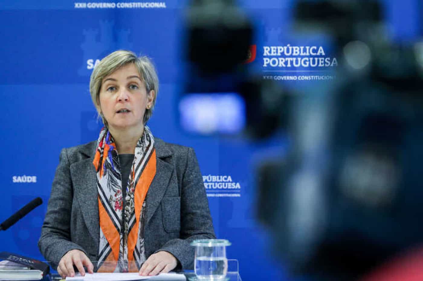 Ministra surpreendida com fecho das urgências de cirurgia pediátrica durante a noite