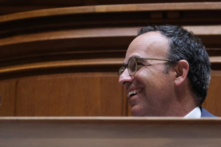 Ministro vai ao parlamento no dia 13 por causa do Garantir Cultura