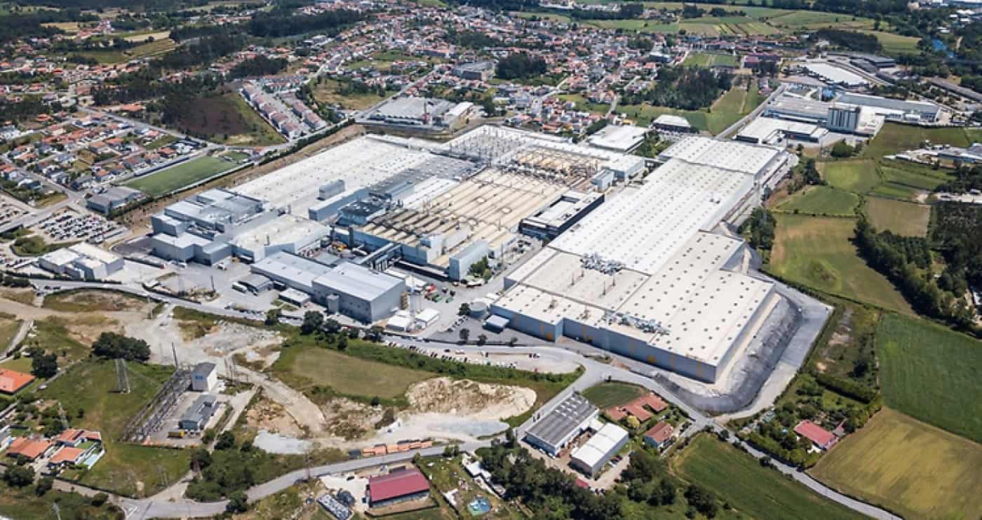 Dia de plenário dos trabalhadores da Continental Mabor