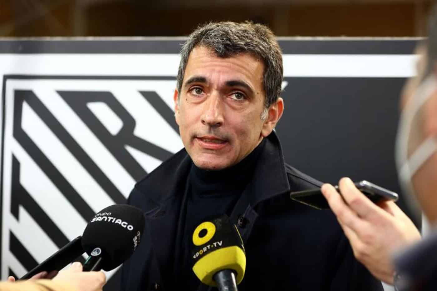 "Foi ultrapassada uma linha e não tive outra hipótese"