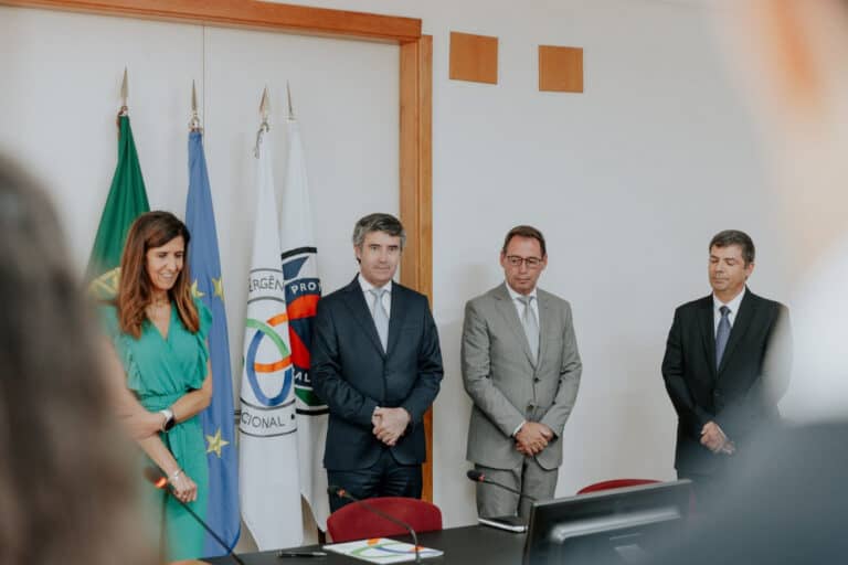 Incêndios: Governo baixa nível de alerta face a melhoria de condições