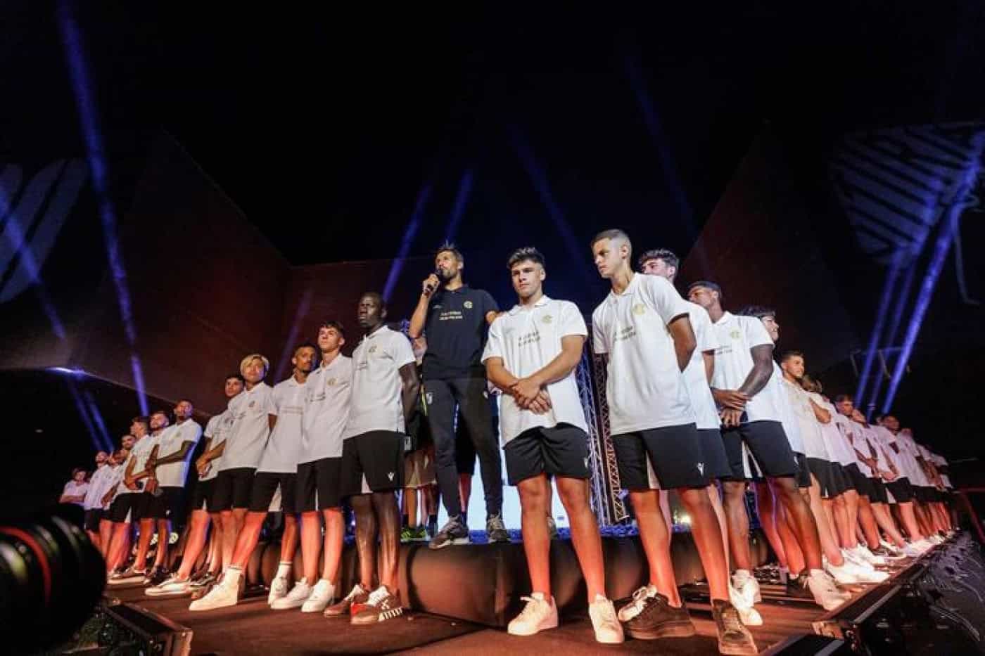 André André e Joseph não integram plantel