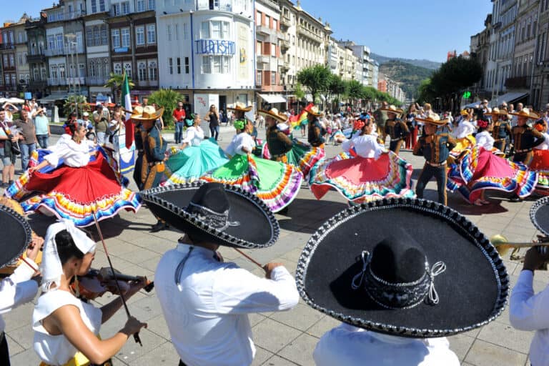 Braga recebe grupos folclóricos de sete países no final do mês de julho
