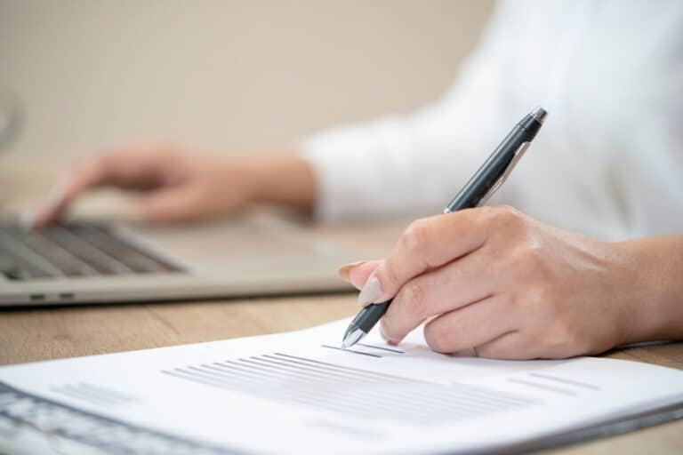 Trabalhadores dos registos anunciam várias greves para o mês de agosto