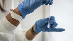 Governo estende até ao final de agosto comparticipação de testes à Covid-19&nbsp;