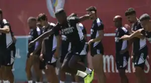 Benfica procura apuramento para play-off da Champions na Dinamarca