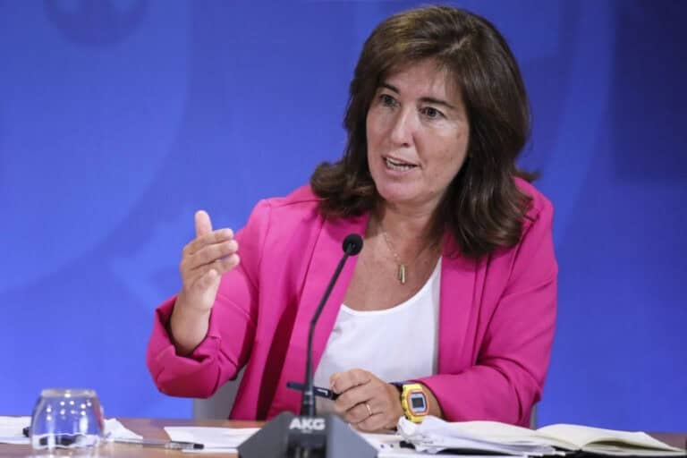 Governo fixa mínimo do abono de família em 600 euros anuais e cria adicional de combate à pobreza&nbsp;