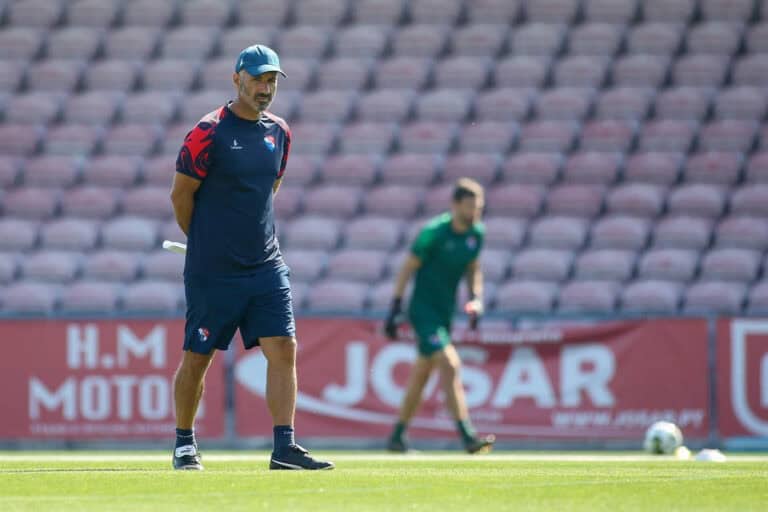 Ivo Vieira quer concentração máximo para desafio frente ao Arouca