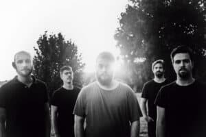 Limonada recebe concerto de Imploding Stars para assistir de olhos fechados