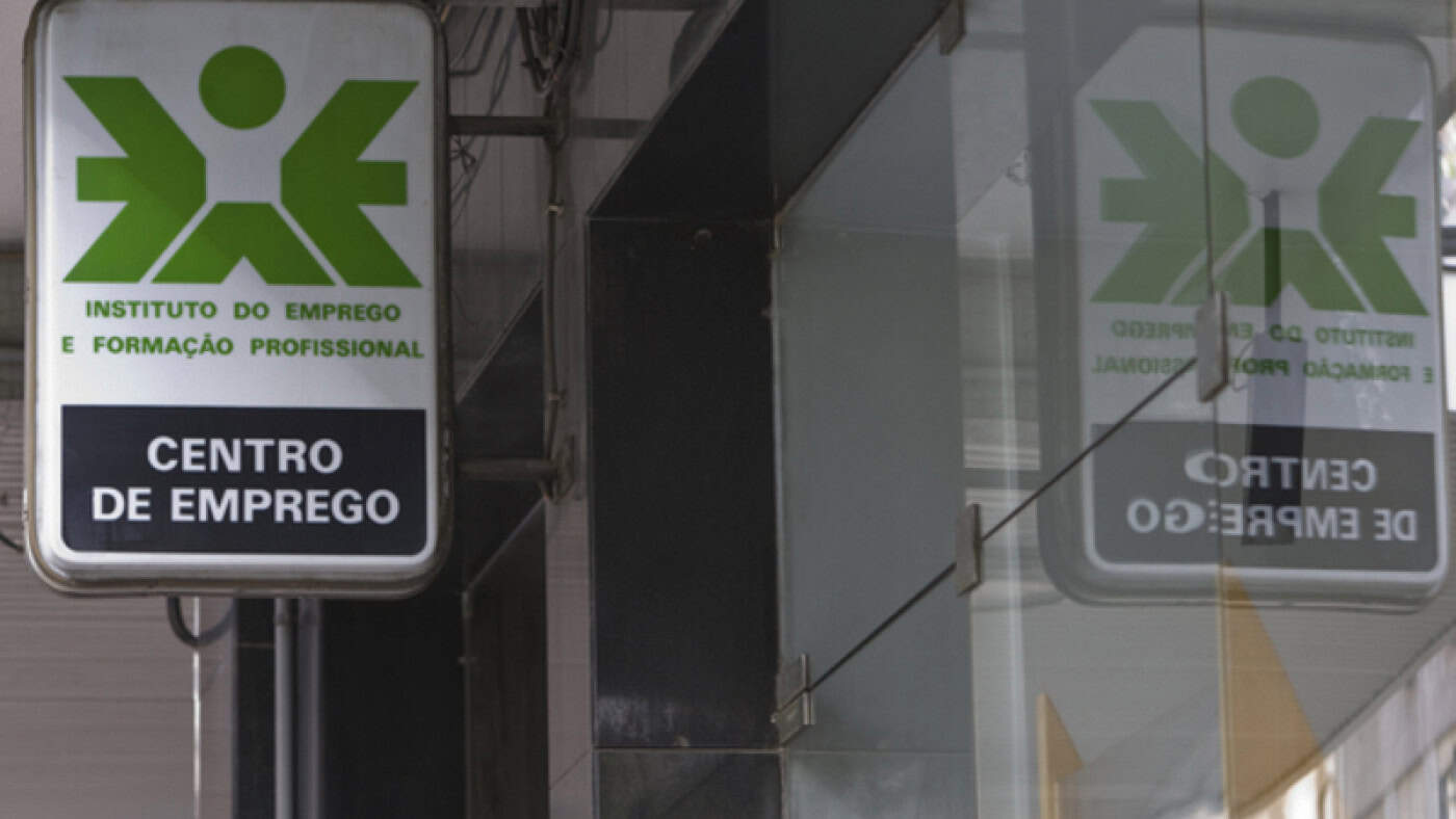 Número de inscritos no IEFP em julho é o "mais baixo desde que há registo"