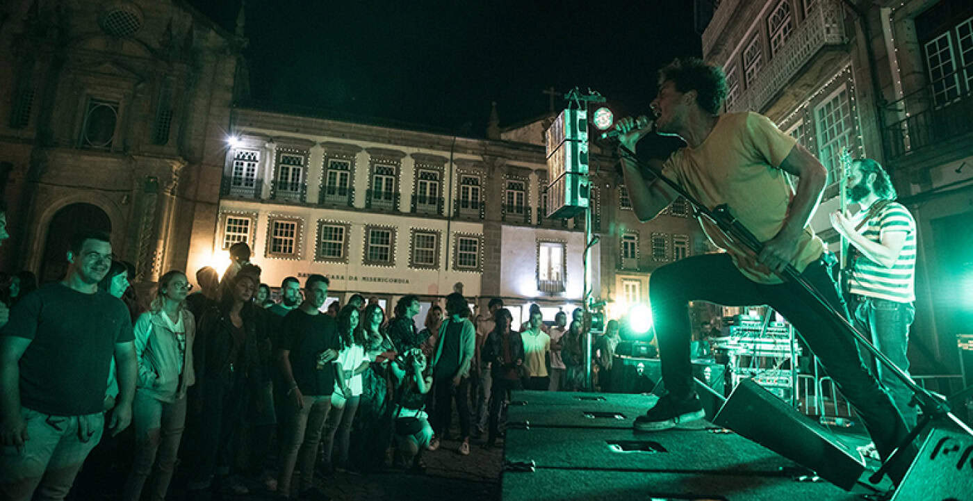 Suave Fest regressa a Guimarães com 10 000 Russos e Sensible Soccers