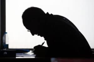 Governo abre pouco mais de 4.000 vagas para acesso aos 5.º e 7.º escalões da carreira docente 