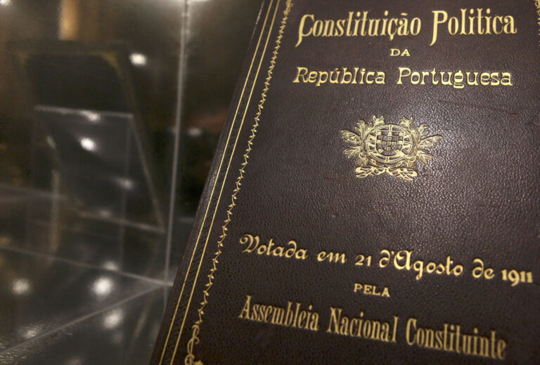 Guimarães celebra 200 anos da primeira Constituição Portuguesa