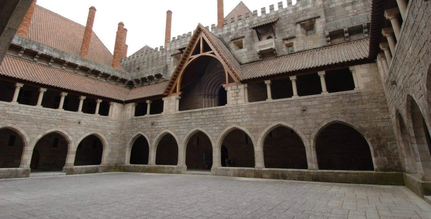 Paço dos Duques com subida acentuada no número de visitantes em agosto