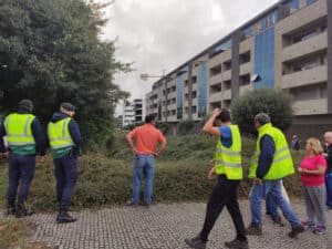 Carro caiu esta manhã ao rio Este. Condutora não resistiu