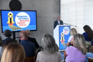 Famalicão tem 122 assistentes operacionais a mais do que o rácio