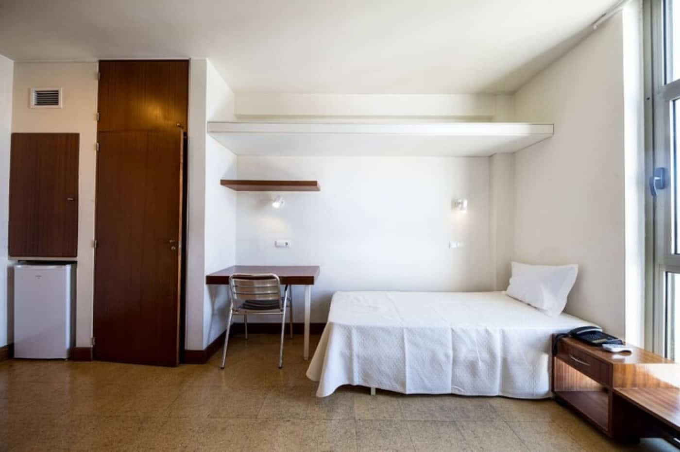 Governo formaliza hoje financiamento das residências e ministra promete reforço