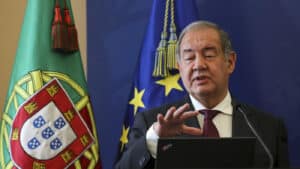 Governo lança linha de crédito de 600 milhões para empresas