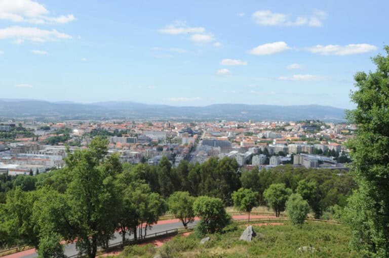 BE questiona videovigilância em Braga. Vereador garante que é legal