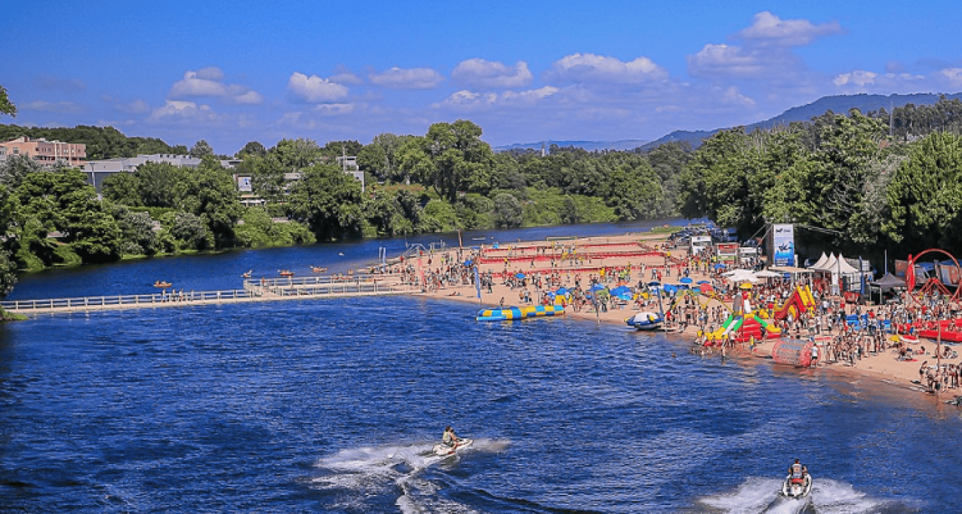 Município de Barcelos promove ação de limpeza do areal de Barcelinhos