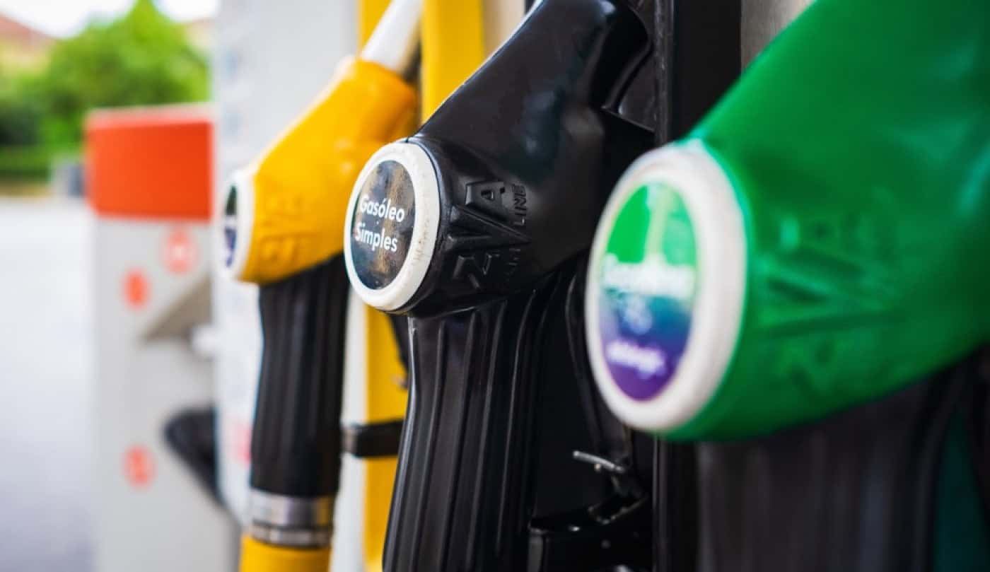 Combustíveis voltam a descer. Gasolina toca mínimo de dezembro de 2021