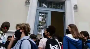 Fenprof estima que haja mais de 100 mil alunos sem aulas 