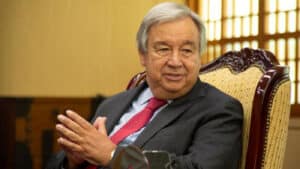 António Guterres pede ao Irão "máxima contenção" na resposta a protestos&nbsp;
