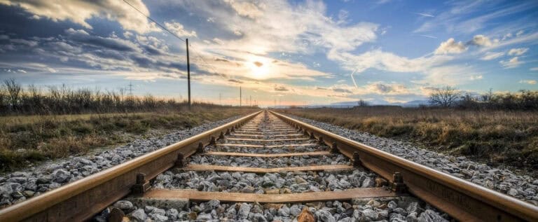 Governo apresenta trajeto da linha de alta velocidade que vai ligar Lisboa, Porto e Vigo