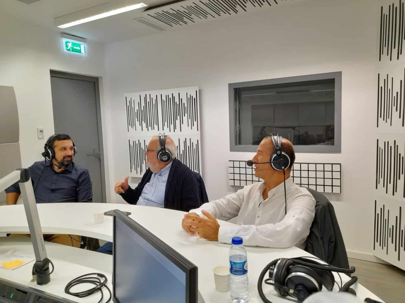 Anúncio de ligação rápida não convence comentadores do Praça do Município