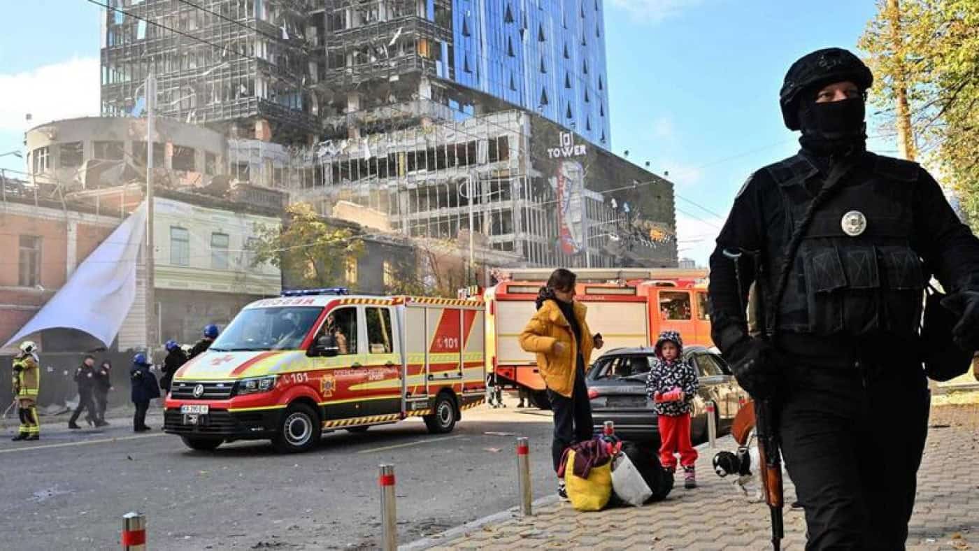 Rússia dispara pelo menos 75 mísseis contra a Ucrânia, 41 foram "abatidos" pela defesa aérea