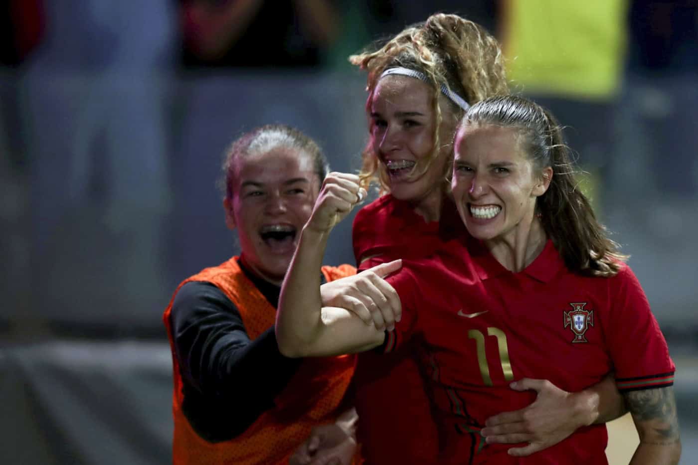 Portugal bate Islândia e continua na corrida ao Mundial feminino de 2023&nbsp;