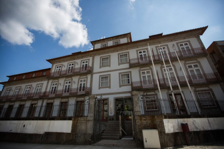 Pousada de Guimarães disponibiliza quartos a estudantes universitários
