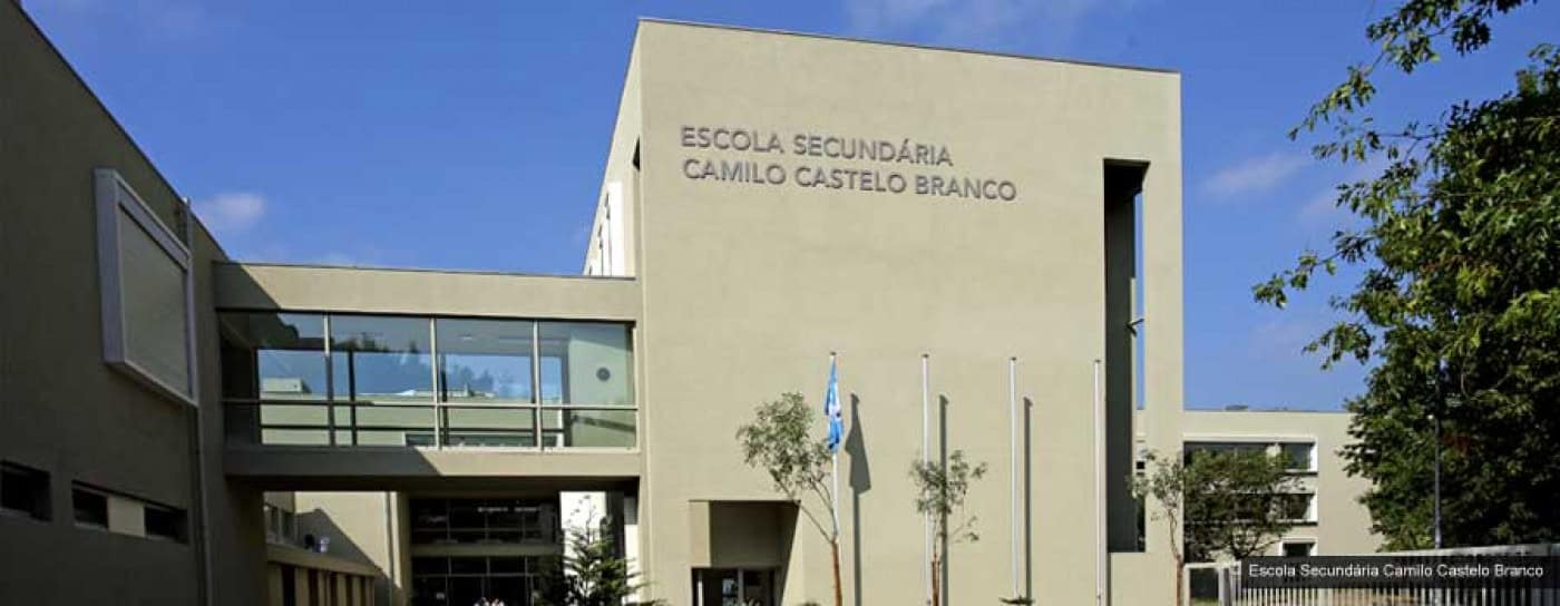 Professor de Moral acusado de 95 crimes de abuso sexual de 15 alunas em Famalicão