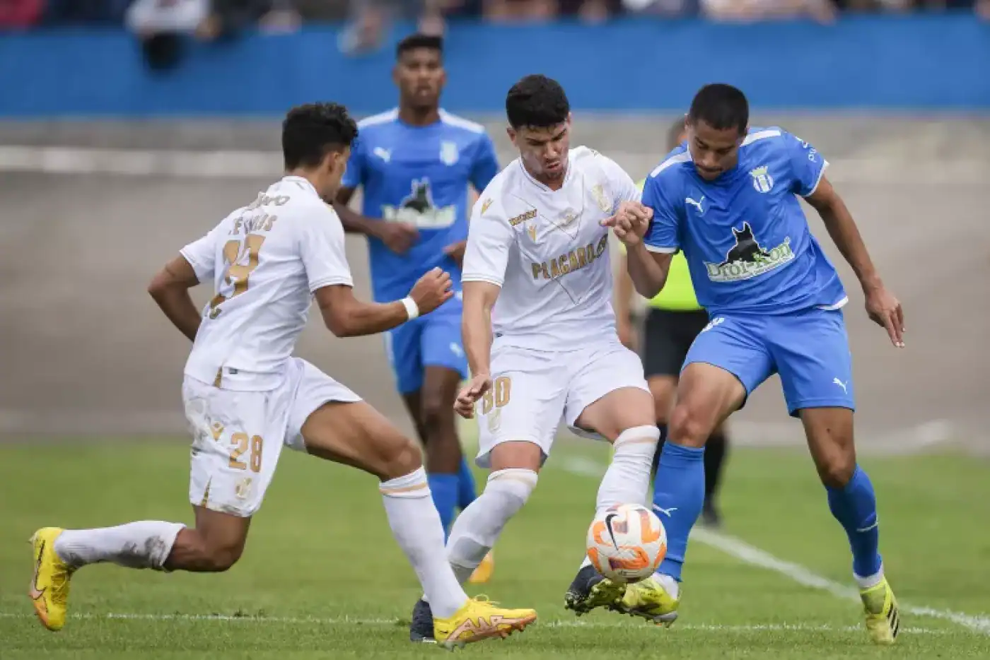 Michael Johnston apura vimaranenses e afasta Canelas 2010 da Taça de Portugal
