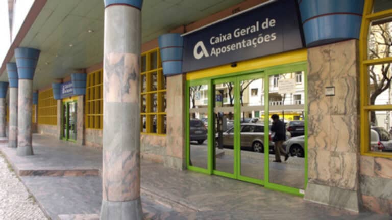 Mais de 507 mil pensionistas da CGA recebem hoje apoio de metade da pensão&nbsp;