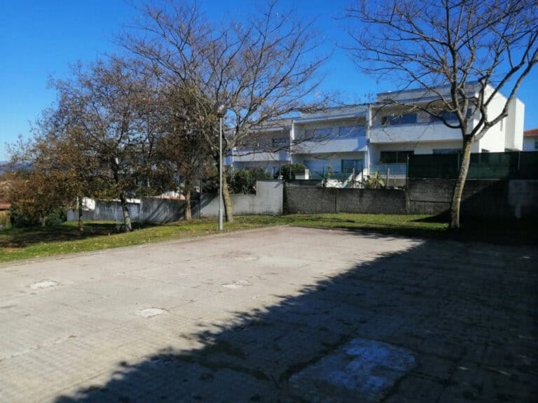 Adaúfe sem parque infantil há um ano, alerta PS