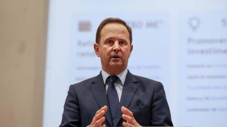 Fernando Medina vai hoje ao parlamento defender proposta do OE2023&nbsp;