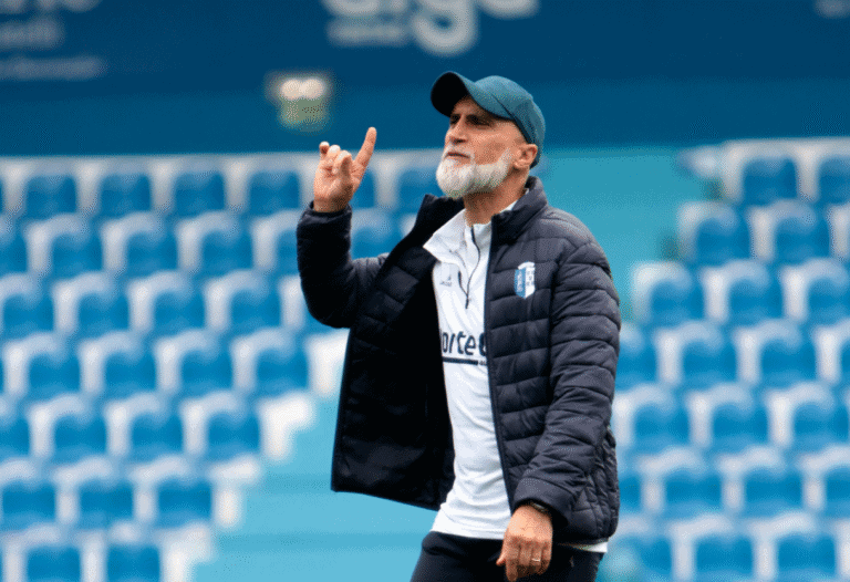 FC Vizela encara Santa Clara com a possibilidade de "fazer história"