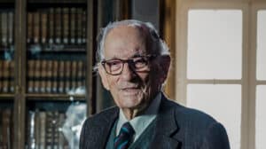 Morreu Adriano Moreira