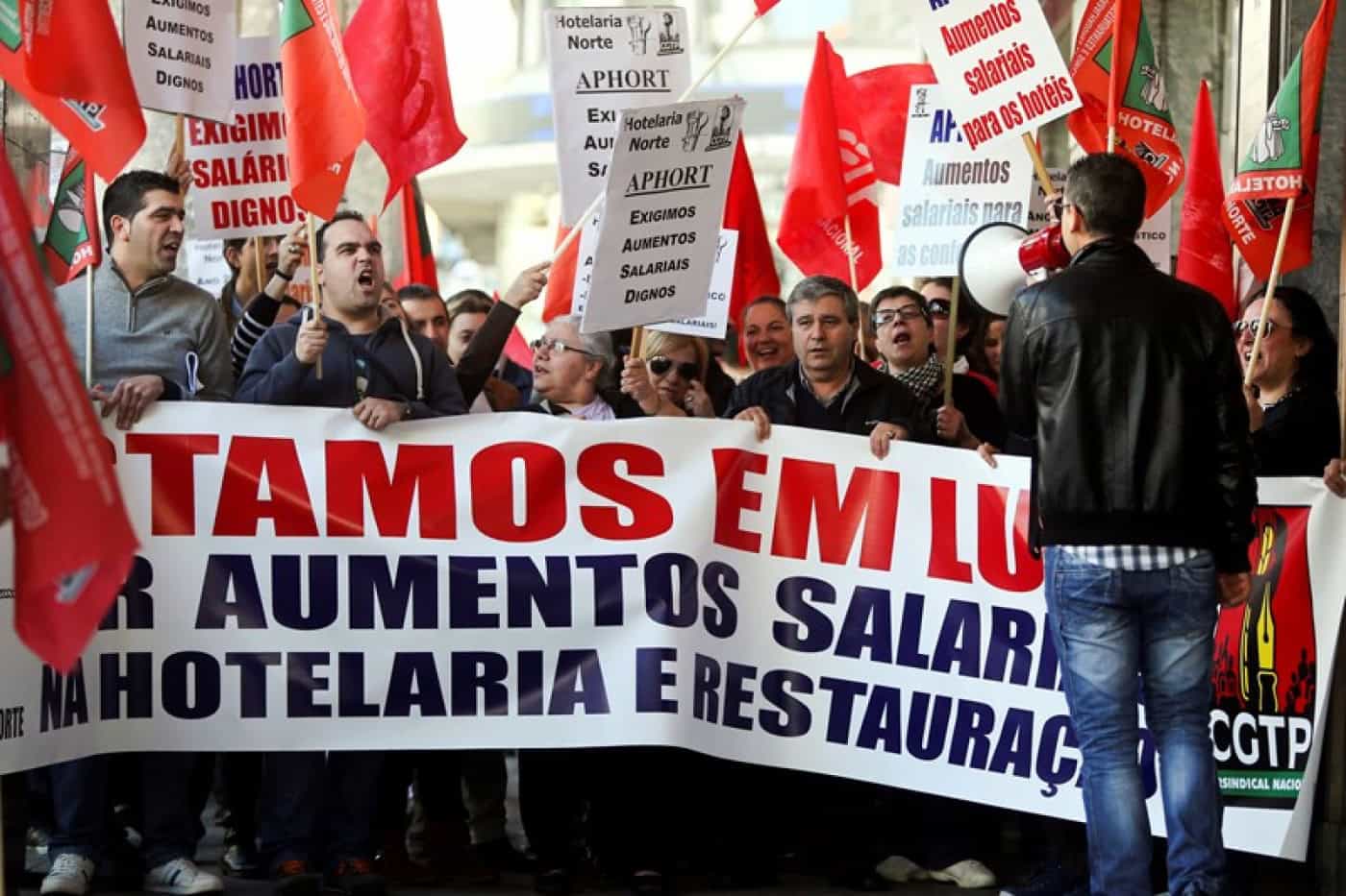 Governo e sindicatos da função pública assinam acordo