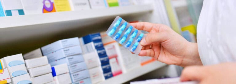 Farmacêuticos do SNS estão hoje e amanhã em greve