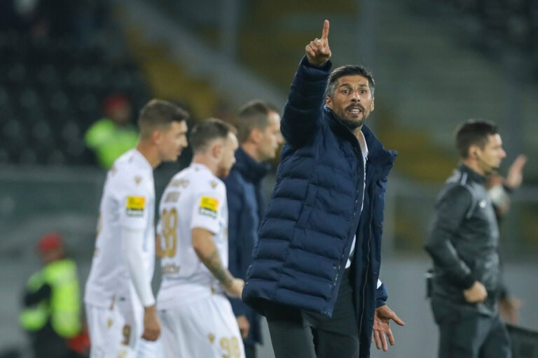 "Se o Vitória fosse só um grupo com alma não tinha 17 pontos na 10º jornada"