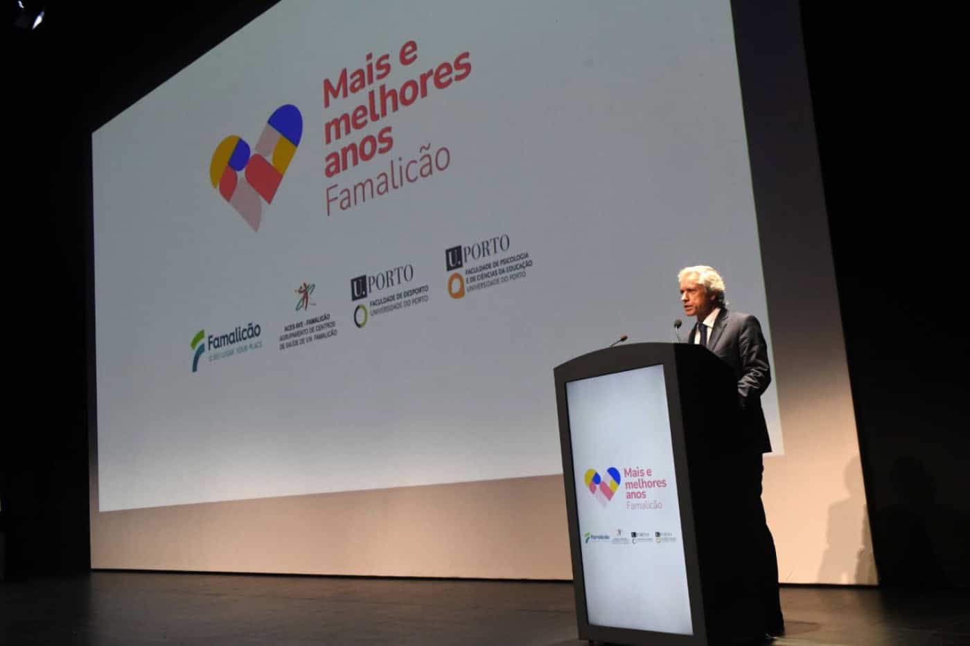 Famalicão cria boletim de saúde física. Ampliação das piscinas está para breve