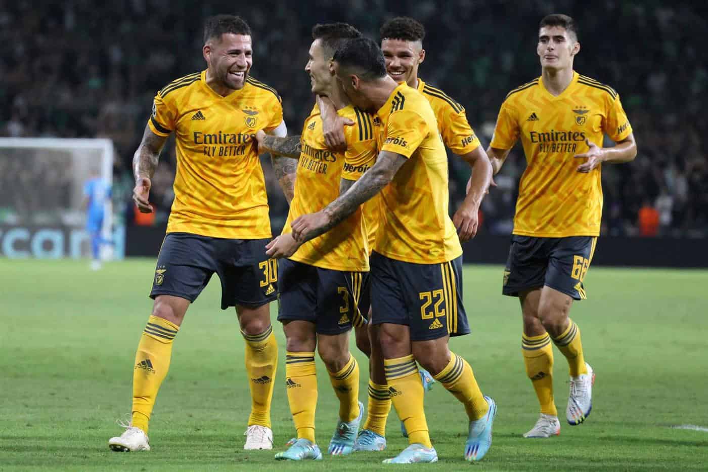 Benfica goleia o Maccabi Haifa e apura-se como cabeça de série&nbsp;