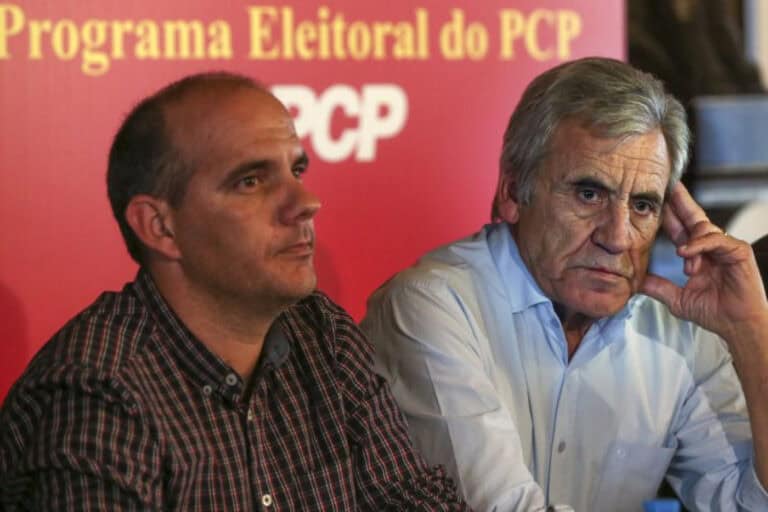 Paulo Raimundo substitui Jerónimo de Sousa no cargo de secretário-geral do PCP&nbsp;