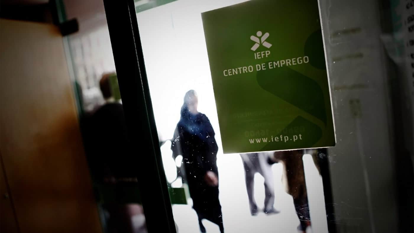 Desemprego com subida em cadeia para 5,8% no 3.º trimestre, mas com queda homóloga&nbsp;