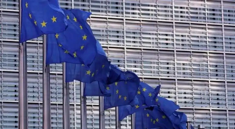 Bruxelas admite períodos mais longos para países da UE reduzirem dívida e défice&nbsp;