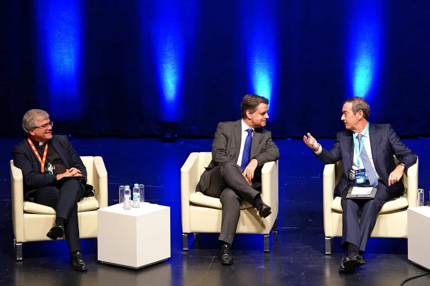 Rio acusa Governo de "financiar-se à custa das autarquias locais"